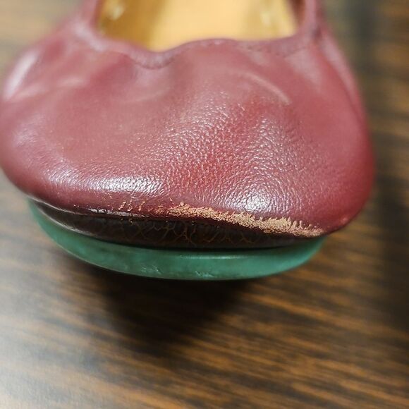 Tieks Ballet Flats – Burgundy Leather – Size 6